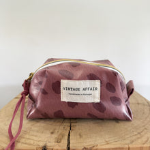 Load image into Gallery viewer, necessaire pequeno GINJA