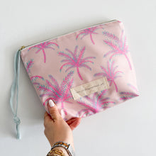 Load image into Gallery viewer, Bolsa térmica PINK PALMS
