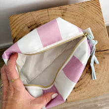 Load image into Gallery viewer, Necessaire grande SUMMER MENTA