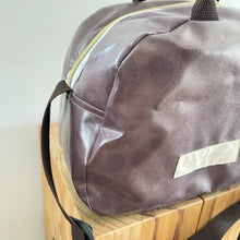 Load image into Gallery viewer, Lancheira M DARK CHOCOLAT