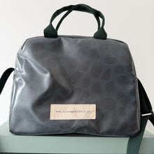 Load image into Gallery viewer, Lancheira M ESMERALDA