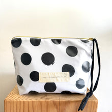 Load image into Gallery viewer, Bolsa térmica POLKA DOTS