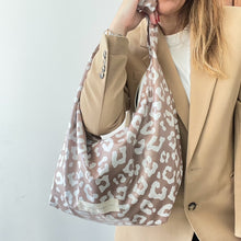 Load image into Gallery viewer, Maxi carteira CAMEL