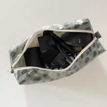 Load image into Gallery viewer, Bolsa para acessórios cabelo HORTELÃ