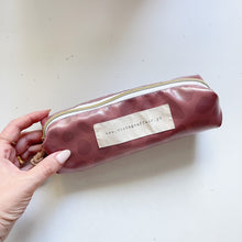 Load image into Gallery viewer, Estojo MOCHA MOUSSE
