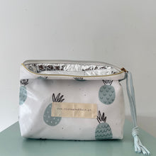 Load image into Gallery viewer, Bolsa térmica ANANÁS MENTA