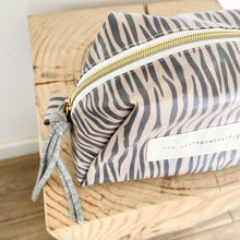 Load image into Gallery viewer, Necessaire grande ZEBRA TAUPE