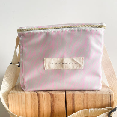 Lancheira grande ZEBRA ROSA NEON