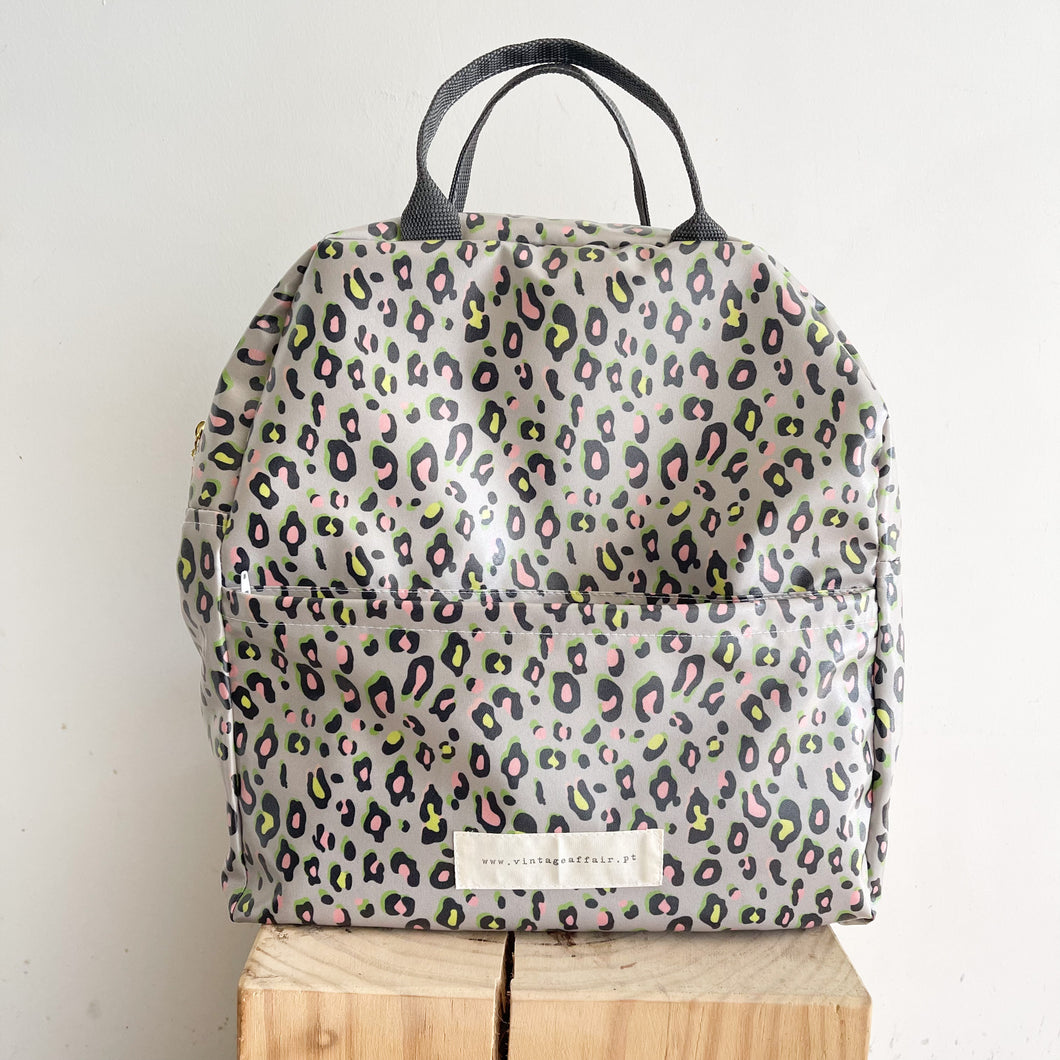 Mochila grande ANIMAL PRINT CAQUI