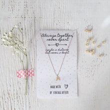 Load image into Gallery viewer, Letter necklace