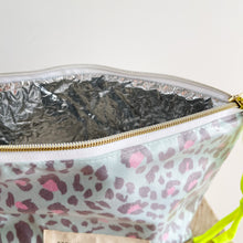 Load image into Gallery viewer, Bolsa térmica ANIMAL PRINT VERDE
