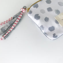 Load image into Gallery viewer, bolsa pequena DOTS