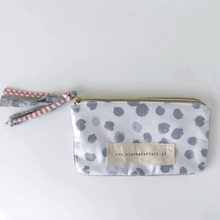 Load image into Gallery viewer, bolsa pequena DOTS
