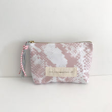 Load image into Gallery viewer, Bolsa grande SNAKE PRINT
