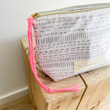 Load image into Gallery viewer, Bolsa térmica IKAT
