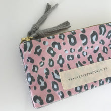 Load image into Gallery viewer, Estojo duplo ANIMAL PRINT ROSA