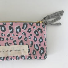 Load image into Gallery viewer, Estojo duplo ANIMAL PRINT ROSA