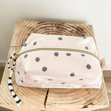 Load image into Gallery viewer, Necessaire grande BOLINHAS