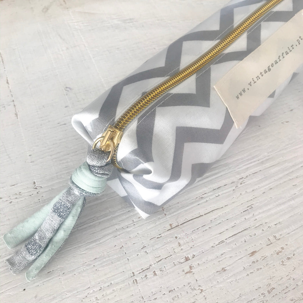 CHEVRON CINZA estojo