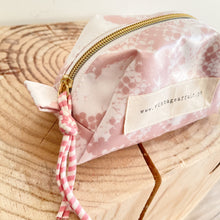 Load image into Gallery viewer, Necessaire pequeno SNAKE PRINT