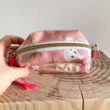 Load image into Gallery viewer, Necessaire pequeno ANANÁS