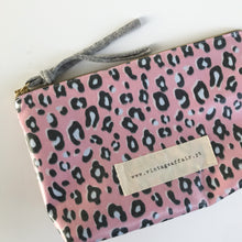 Load image into Gallery viewer, Bolsa grande ANIMAL PRINT ROSA