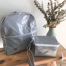 Load image into Gallery viewer, Mochila grande RISCAS NAVY