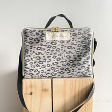 Load image into Gallery viewer, Lancheira BOX animal print caqui