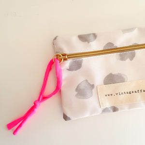 Estojo/ bolsa DOTS