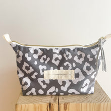 Load image into Gallery viewer, Necessaire ou estojo XL MANCHA CINZA