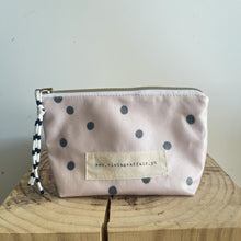 Load image into Gallery viewer, Bolsa média BOLINHAS fundo beige