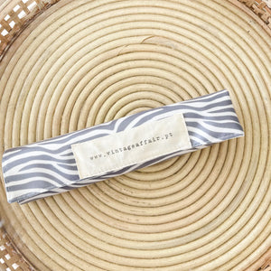 Individual de mesa com bolso ZEBRA CINZA