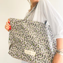 Load image into Gallery viewer, Saco de alças ANIMAL PRINT CAQUI