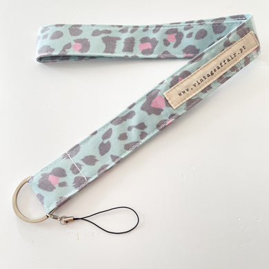 Porta chaves ou telemóvel ANIMAL PRINT VERDE