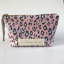 Load image into Gallery viewer, Bolsa média ANIMAL PRINT ROSA