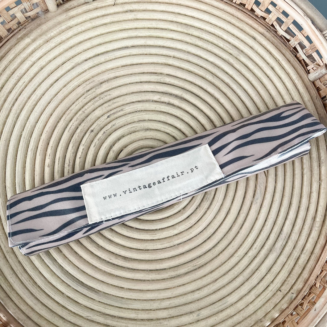 Individual de mesa com bolso ZEBRA TAUPE