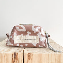 Load image into Gallery viewer, Necessaire pequeno CAMEL