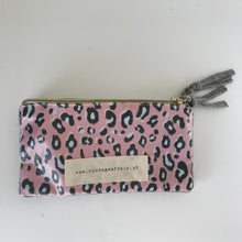 Load image into Gallery viewer, Estojo duplo ANIMAL PRINT ROSA