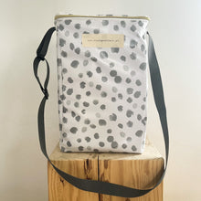 Load image into Gallery viewer, Lancheira jumbo DOTS