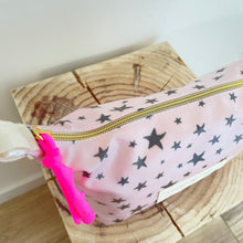 Load image into Gallery viewer, Estojo ou necessaire XL STARS NUDE