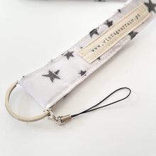 Load image into Gallery viewer, Porta chaves ou telemóvel STARS