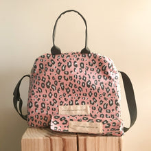 Load image into Gallery viewer, Lancheira ANIMAL PRINT ROSA