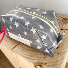 Load image into Gallery viewer, Necessaire grande ESTRELAS ANTRACITE