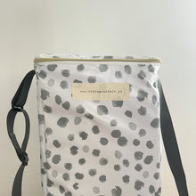 Load image into Gallery viewer, Lancheira jumbo DOTS
