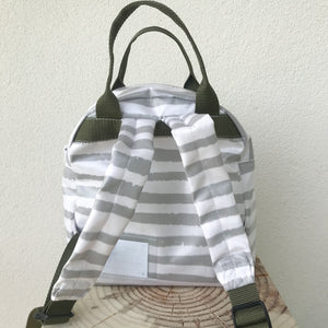 Mochila pequena riscas caqui