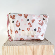 Load image into Gallery viewer, Bolsa térmica ANIMAL PRINT