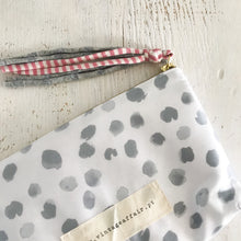 Load image into Gallery viewer, Bolsa grande DOTS