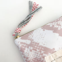 Load image into Gallery viewer, Bolsa grande SNAKE PRINT
