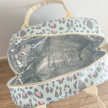 Load image into Gallery viewer, Mochila térmica ANIMAL PRINT VERDE