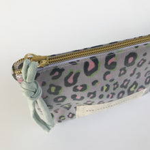 Load image into Gallery viewer, Bolsa média ANIMAL PRINT CAQUI